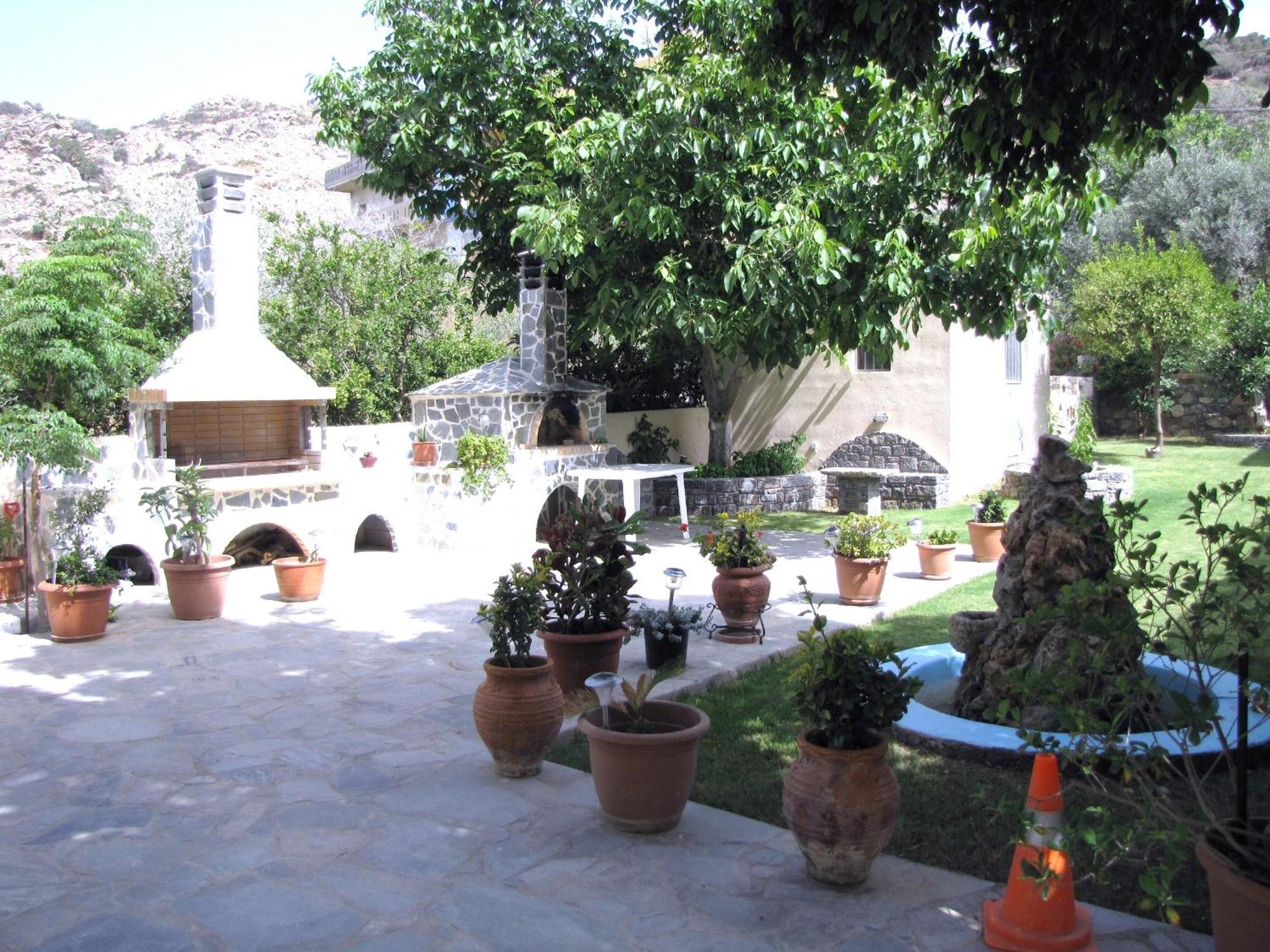 San Georgio Hotel Tsoútsouros Exterior foto